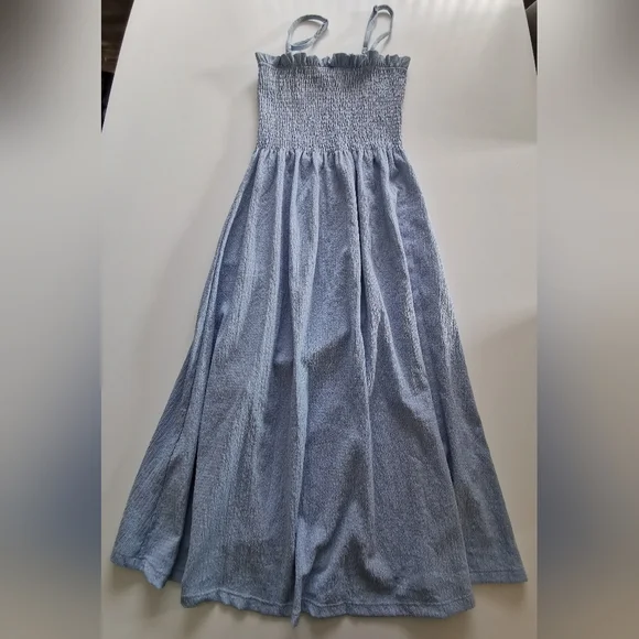 H&M Dresses Hm Light Blue Crinkle Material Elastic Ruffle Top